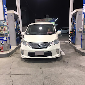 フリード GB3