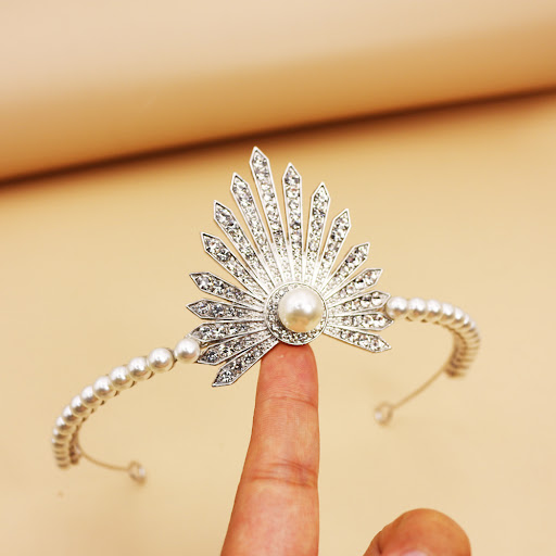 Title 2, Pearl Bride Crown Princess Banquet. A stunning ...