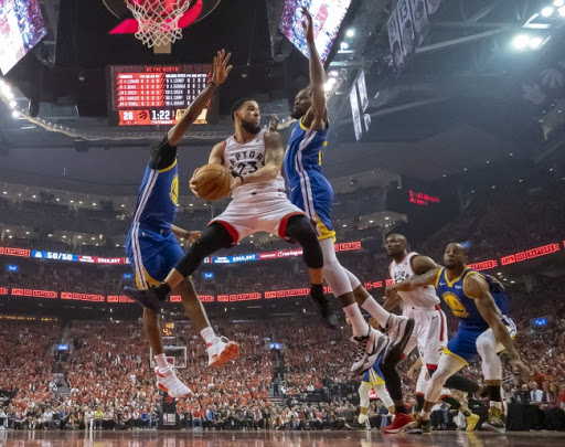 Toronto propustio priliku, Golden Stejt vratio brejk (VIDEO)