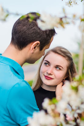 Fotógrafo de casamento Yuliya Yanovich (zhak). Foto de 3 de maio 2019