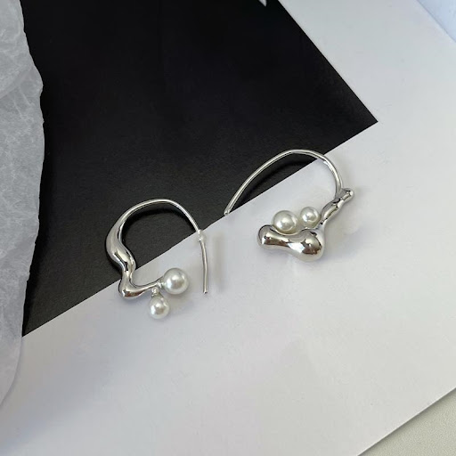 Title 6, S925 Sterling Silver Pearl Earrings Asymmetric....