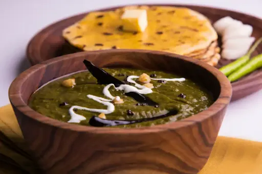 Sarso Da Saag + 2 Makki Di Roti +chaach