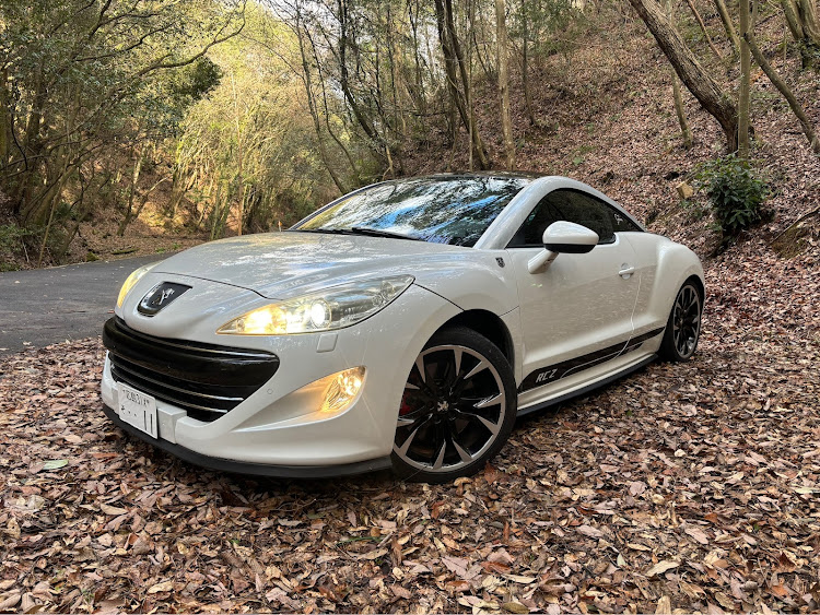 RCZの左ハンドル✖️6速MT・RCZ・ラグジュアリークーペ・プジョー・フランス車🇫🇷に関するカスタム事例の投稿画像2枚目