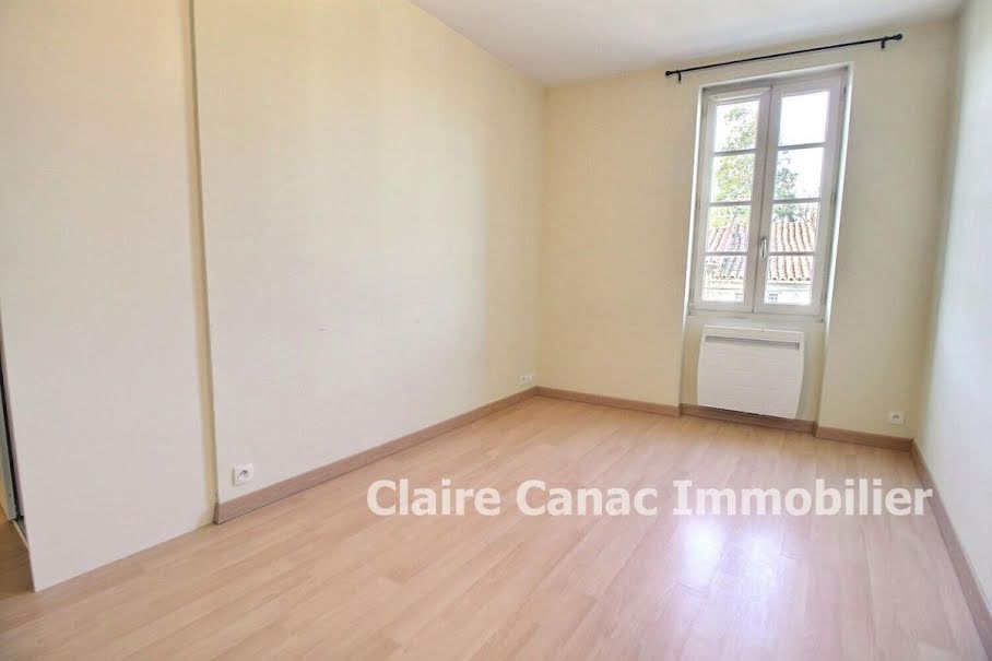 Location  appartement 4 pièces 77 m² à Lavaur (81500), 630 €