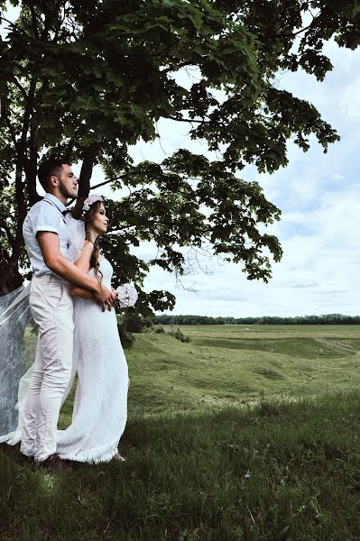 Fotografo di matrimoni Snezhanna Sevastyanova (snezhanovaphoto). Foto del 23 gennaio 2019