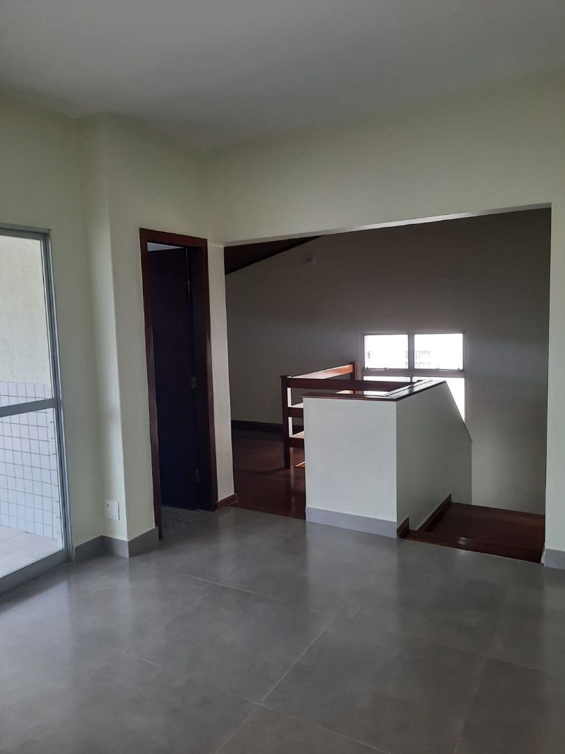 Cobertura, 3 quartos, 238 m² - Foto 3