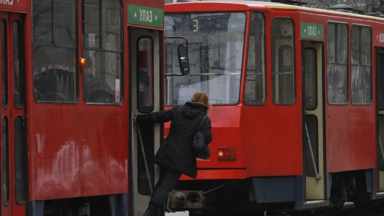 Tramvaj oborio ženu na Autokomandi