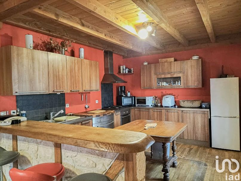 Vente maison 5 pièces 130 m² à Chenailler-Mascheix (19120), 210 000 €