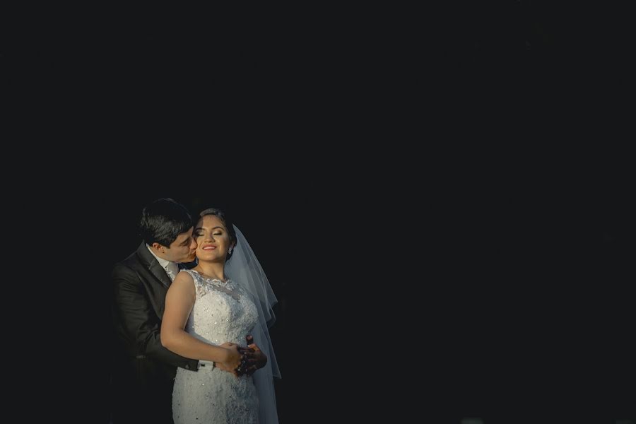 Fotografo di matrimoni Wilder Méndez (wilfotografo). Foto del 4 novembre 2020