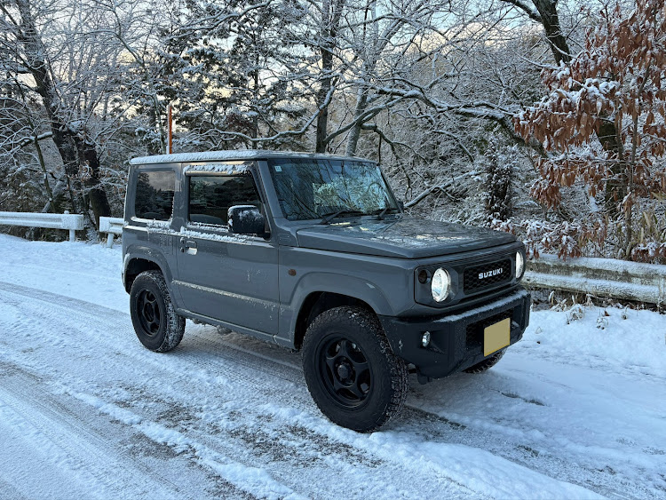 ジムニーの雪が積もった・雪が似合う車に関するカスタム事例の投稿画像3枚目