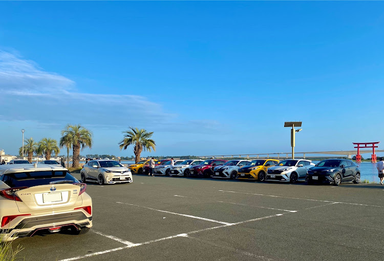 C-HRの弁天島海浜公園・オフ会に関するカスタム事例の投稿画像2枚目