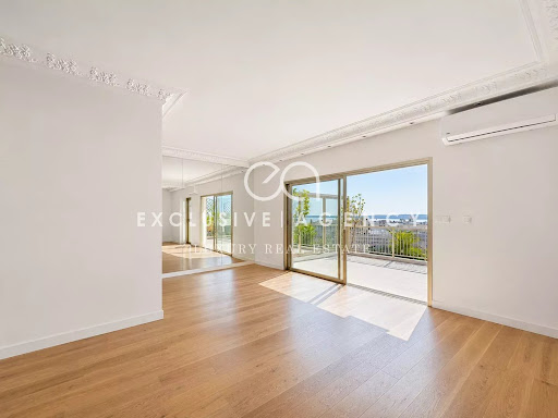 Apartment with terrace 4
