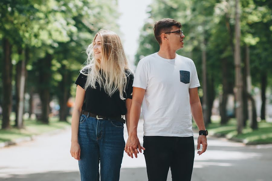 Fotógrafo de casamento Oleksandra Steblіy (sashasteblii). Foto de 29 de junho 2019