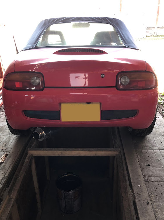 ビートの車検に向けて・オイル交換・車高調整・タイヤ、ホイール交換に関するカスタム事例の投稿画像3枚目