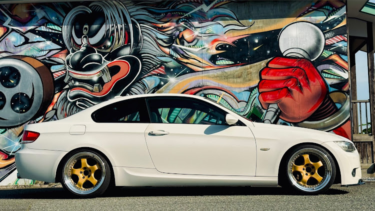 3シリーズ クーペの秋田遊び・BMW・E92・335!・なまはげに関するカスタム事例の投稿画像1枚目