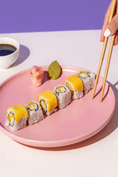 Mango Uramaki Sushi New*