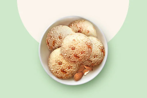 Almond Butterscotch Ice Cream [550 ML]