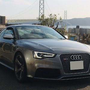 RS5 クーペ B8