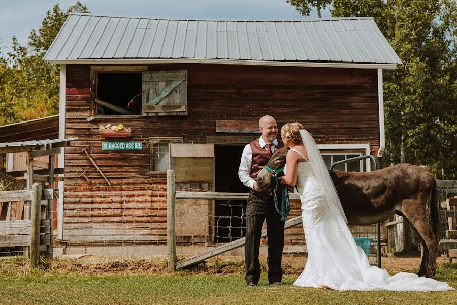 Wedding photographer Candace Flynn (candaceflynn). Photo of 26 January 2022