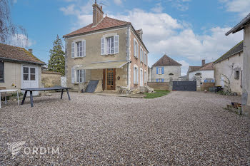 maison à Montigny-la-Resle (89)