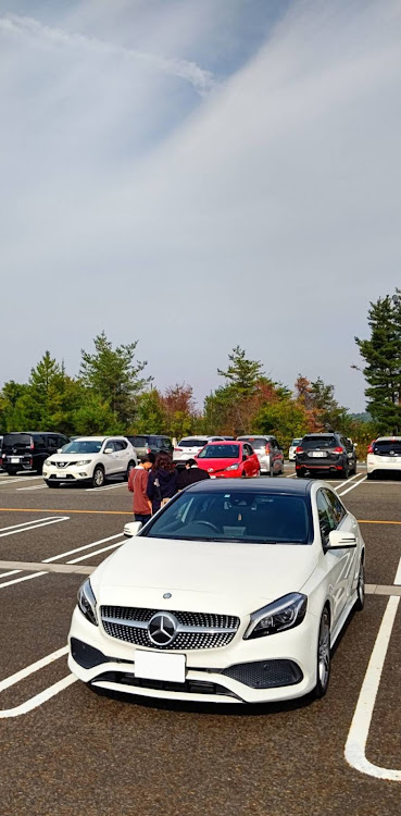 Aクラス ハッチバックのCTの皆さんいつもイイネ＆コメありがとう・写活の秋・紅葉と愛車・ドライブ・メルセデスベンツに関するカスタム事例の投稿画像2枚目