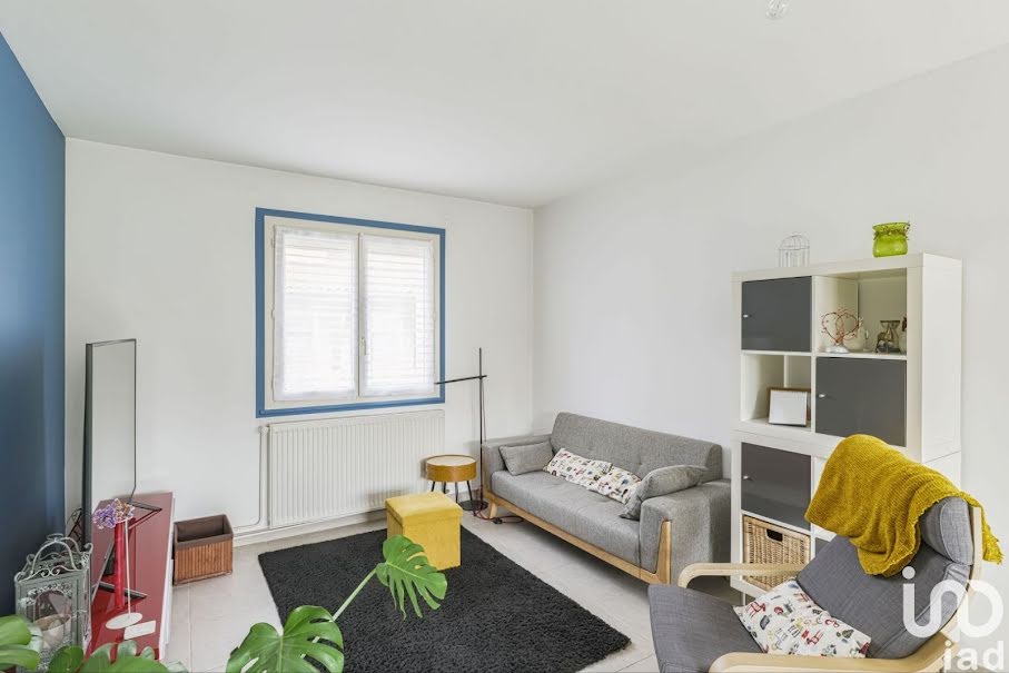 Vente appartement 4 pièces 83 m² à Saint-Genis-les-Ollières (69290), 338 000 €