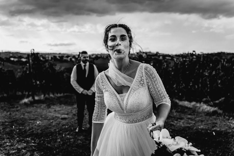 Fotografo di matrimoni Nevio Arcangeli (nevioarcangeli). Foto del 30 aprile 2021