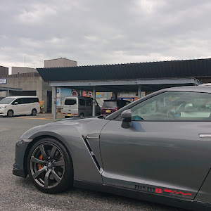 NISSAN GT-R R35