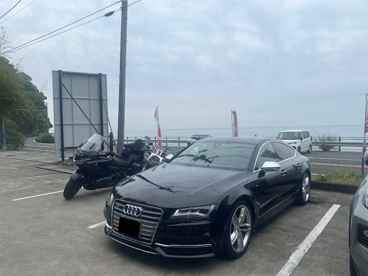 S7 スポーツバックの旅行ドライブ・車好きな人と繋がりたい・アウディ好きな人と繋がりたい・いつもいいねありがとうございます😊に関するカスタム事例の投稿画像1枚目