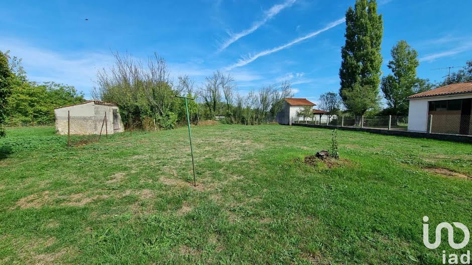 Vente maison 5 pièces 126 m² à Saint-Saturnin (16290), 311 000 €