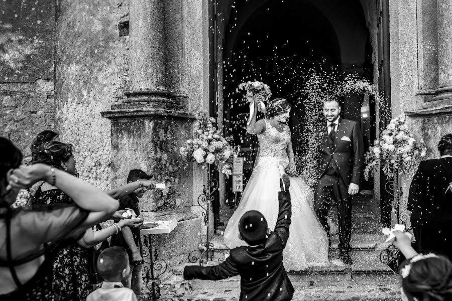 Wedding photographer Lorenzo Loriginale (lorenzoloriginal). Photo of 4 August 2021