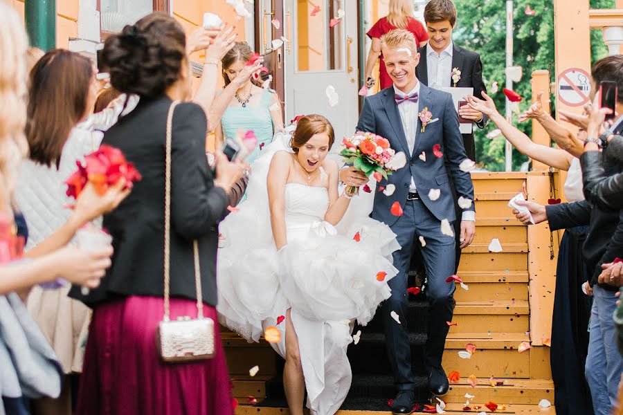 Fotógrafo de casamento Anastasiya Lesovskaya (lesovskaya). Foto de 6 de abril 2016