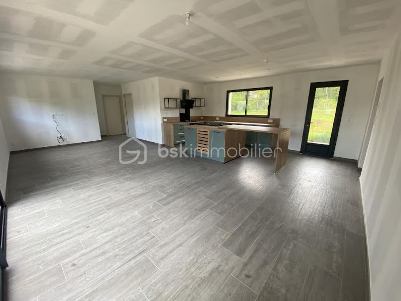 Vente maison 6 pièces 120 m² à Mesves-sur-Loire (58400), 235 000 €