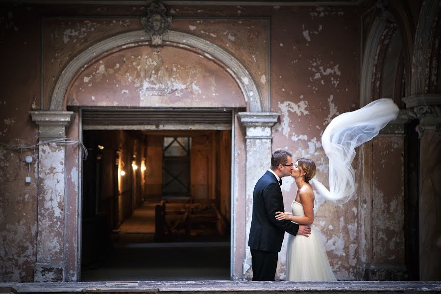 Wedding photographer Kamil Kowalski (kamilkowalski). Photo of 28 November 2015