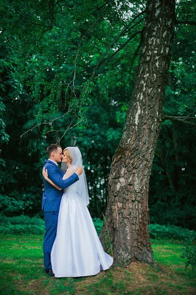 Fotógrafo de casamento Marina Dubina (glorym). Foto de 16 de fevereiro 2016