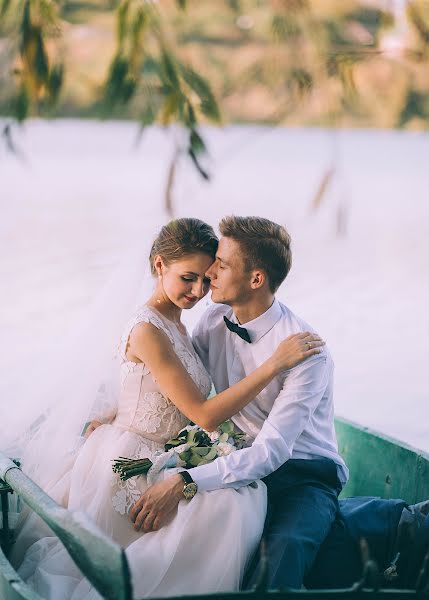 Fotografo di matrimoni Oksana Bilichenko (bili4enko). Foto del 4 gennaio 2017