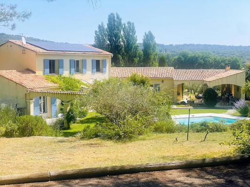 Villa with pool and terrace 3