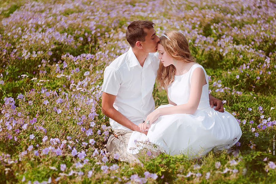 Wedding photographer Tanya Yakusheva (alessa). Photo of 25 January 2014