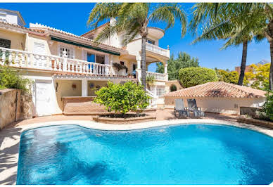 Apartment with terrace and pool 4