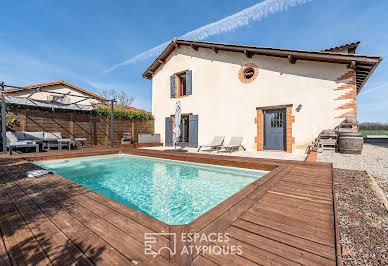 Maison avec piscine et terrasse 4