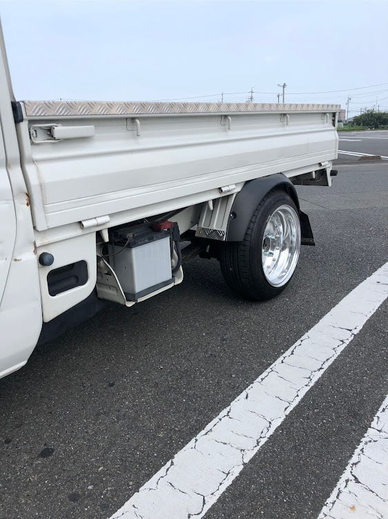 チーズさんが投稿したミニキャブu61t・梅雨明け・バーフェン装着に関するカスタム事例の投稿画像2枚目