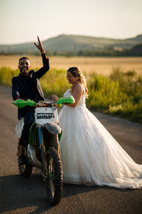 Fotógrafo de casamento Balazs Urban (urbanphoto). Foto de 10 de julho 2019