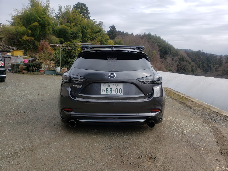 アクセラスポーツのコーリンシャレード・シーケンシャルウインカー・テールランプ交換・洗車に関するカスタム事例の投稿画像2枚目