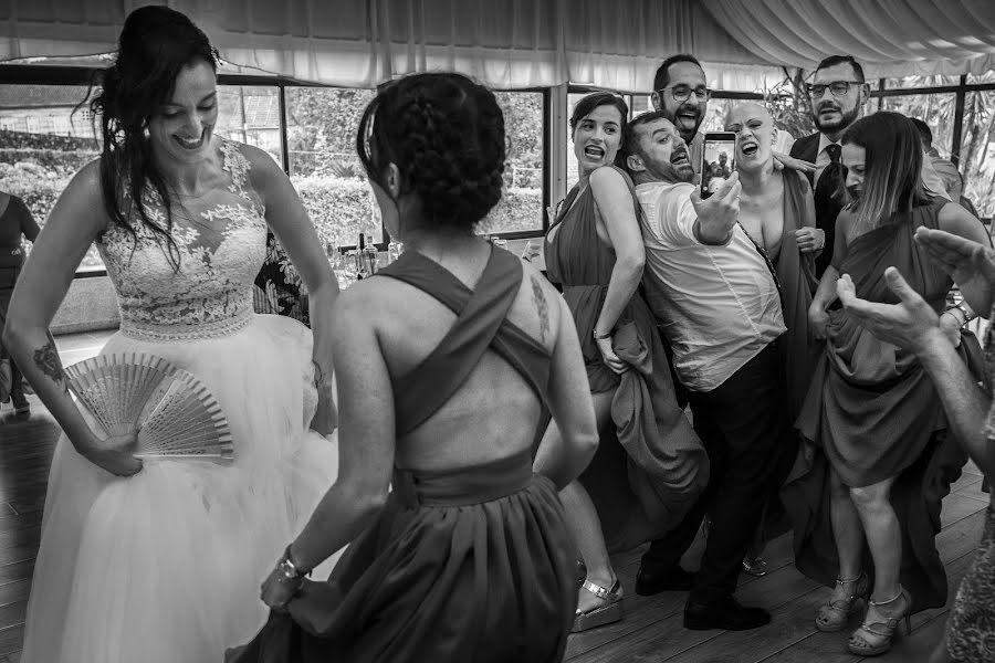 Wedding photographer Jose Mosquera (visualgal). Photo of 4 April 2020