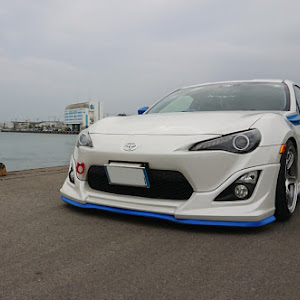 86