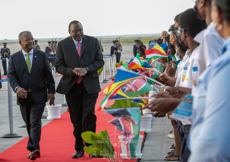 President Uhuru Kenyatta is received at Seychelles International Airport on Mahe Island.