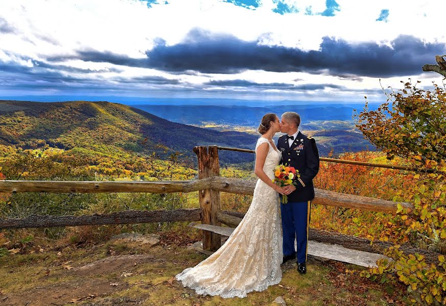 Fotografo di matrimoni Michael Keyes (keyes). Foto del 19 febbraio 2019