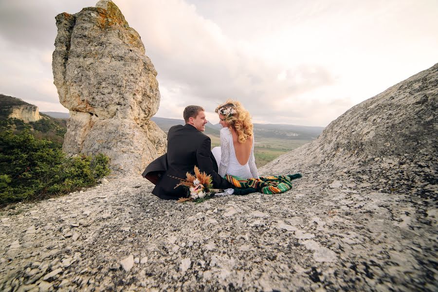 Fotógrafo de casamento Sasha Badretdinova (alexa1990). Foto de 19 de dezembro 2018