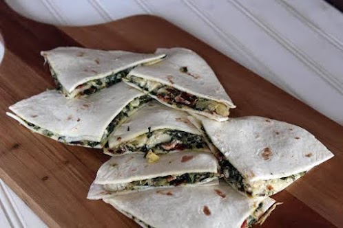 Spinach and Artichoke Quesadilla with Bacon