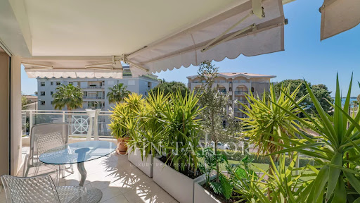Apartment with terrace 3